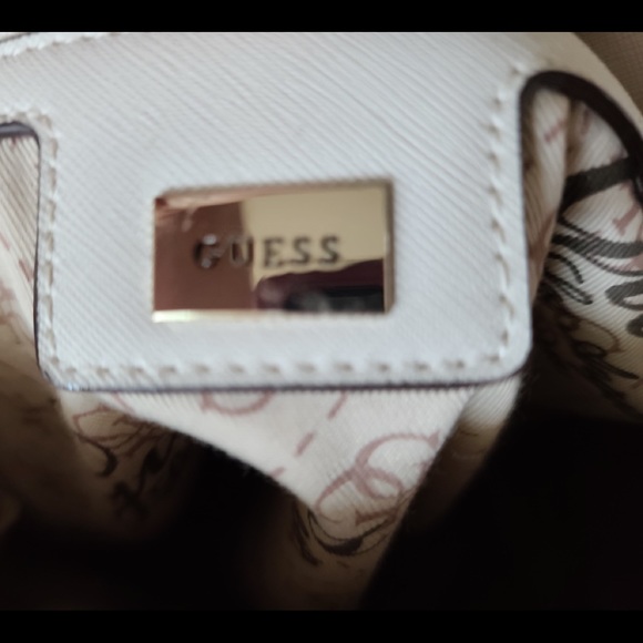 Purse - Picture 2 of 3